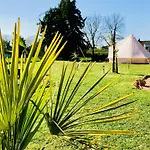 אתר קמפינג Glamping La Belle Etoile - Nuit Insolite -toilette Seche Monts-sur-Guesnes