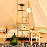 אתר קמפינג Glamping La Belle Etoile - Nuit Insolite -toilette Seche Monts-sur-Guesnes