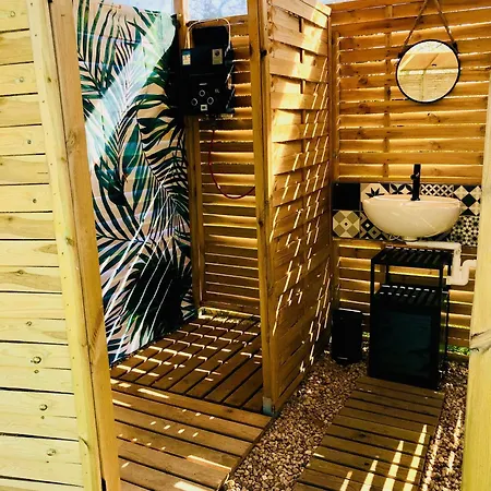 Glamping La Belle Etoile - Nuit Insolite -toilette Seche 캠프장