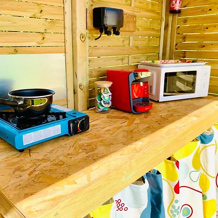 Glamping La Belle Etoile - Nuit Insolite -toilette Seche 캠프장 *