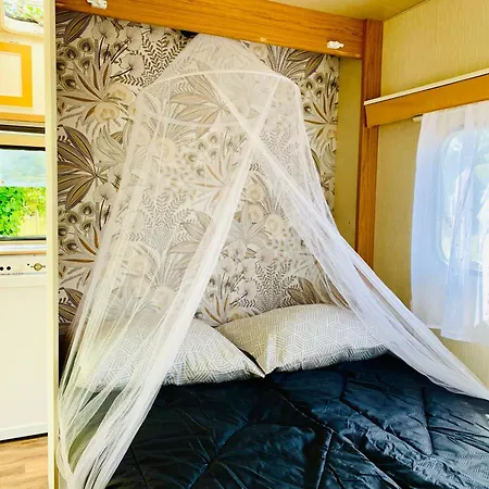 Glamping La Belle Etoile - Nuit Insolite -toilette Seche 캠프장