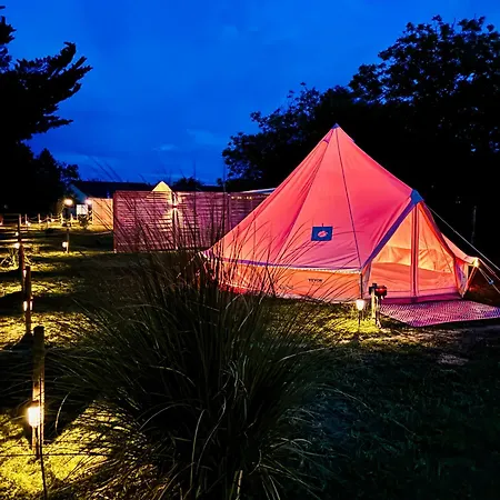 Glamping La Belle Etoile - Nuit Insolite -toilette Seche キャンプ場