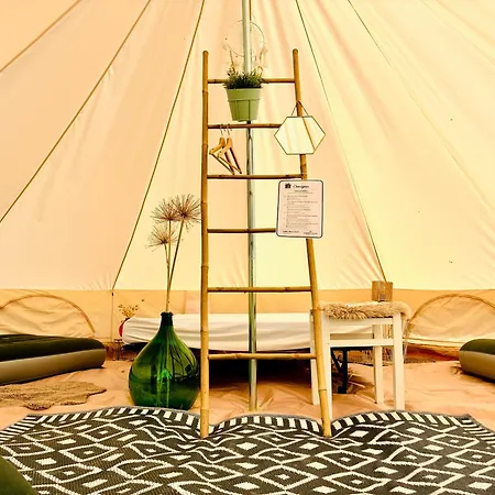 Glamping La Belle Etoile - Nuit Insolite -toilette Seche キャンプ場 *