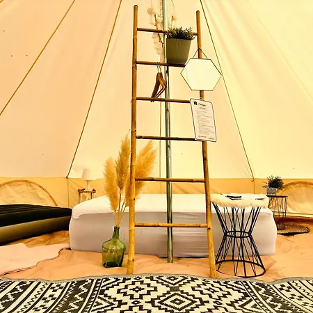 Glamping La Belle Etoile - Nuit Insolite -toilette Seche キャンプ場 *