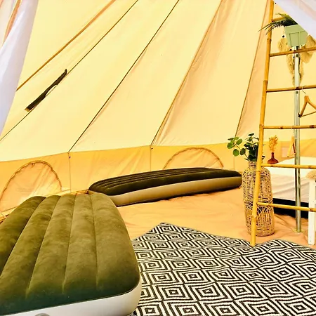 Glamping La Belle Etoile - Nuit Insolite -toilette Seche キャンプ場 *