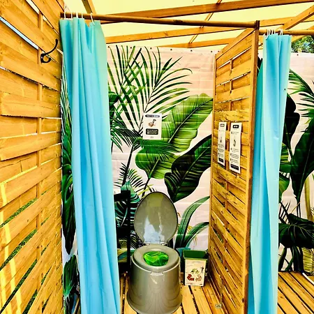 Glamping La Belle Etoile - Nuit Insolite -toilette Seche キャンプ場 *