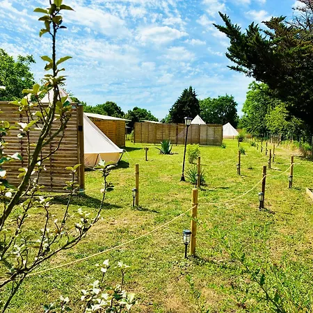 Glamping La Belle Etoile - Nuit Insolite -toilette Seche キャンプ場 *
